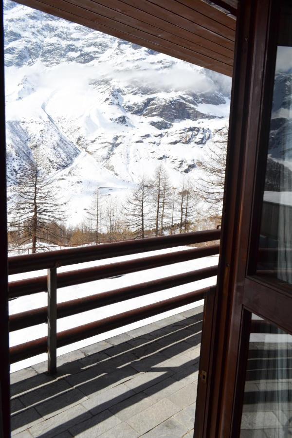 Ferienwohnung Bilocale Cervinia Cielo Alto Sulle Piste Breuil-Cervinia Exterior foto